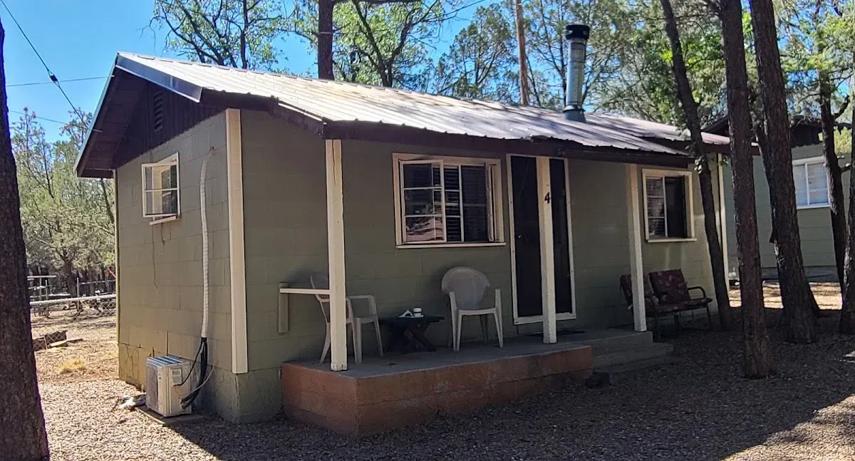 Hidden Rest Cabins
