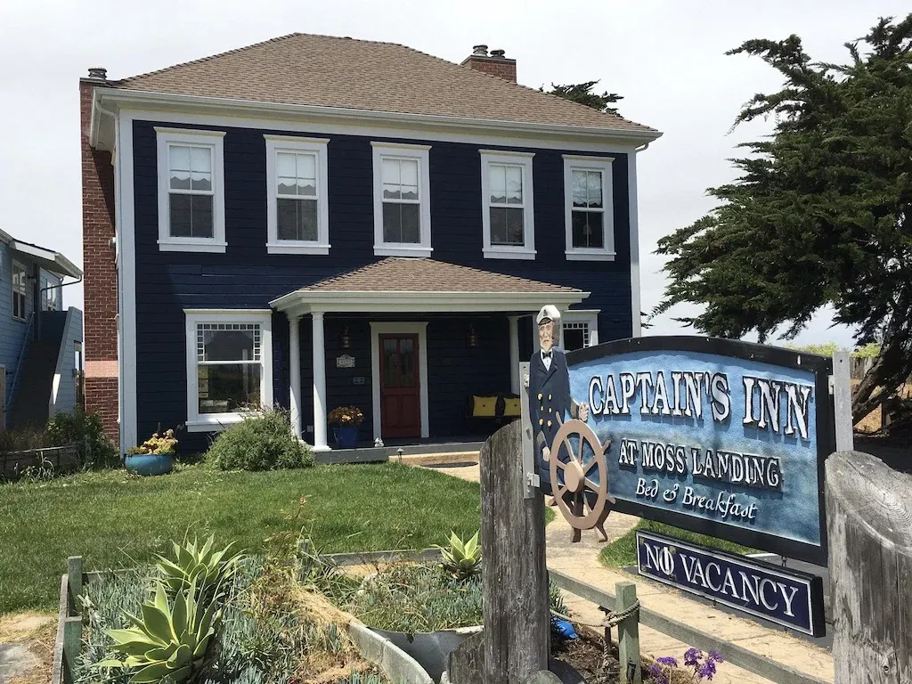 Captain's Inn at Moss Landing