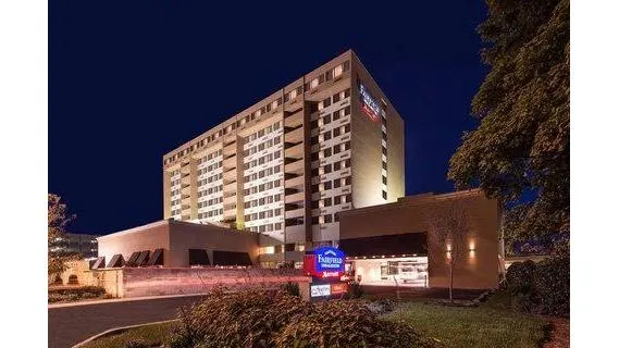 Fairfield by Marriott Inn & Suites Charlotte Uptown