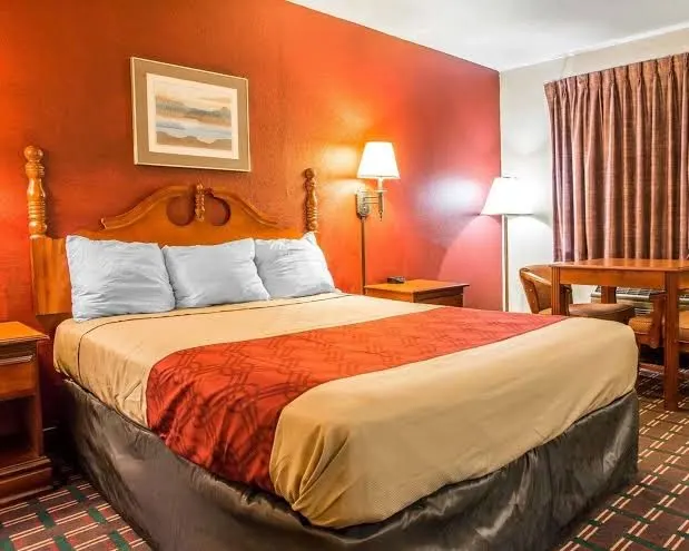 Howard Johnson by Wyndham Montpelier