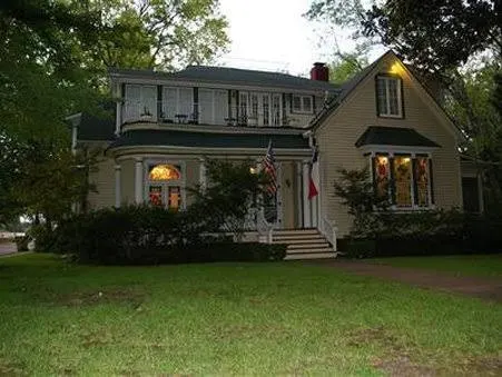 The Woldert-Spence Manor, LLC