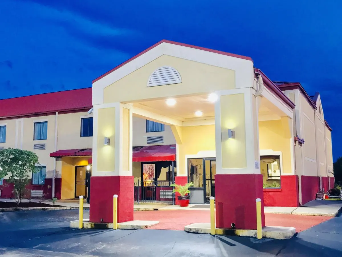 America's Best Inn & Suites - Flowood / Jackson Airport