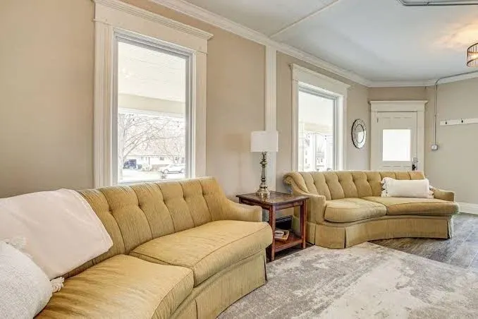 Walk to Dtwn Green Lake: Peaceful Getaway w/ Porch