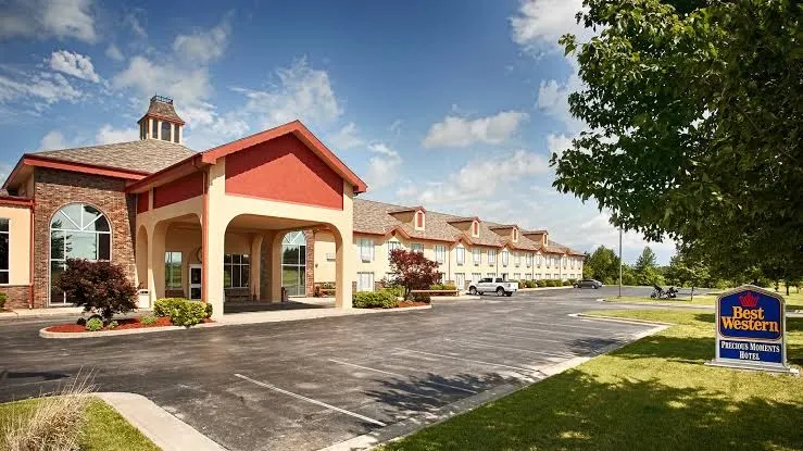 Quality Inn & Suites Carthage near Precious Moments Chapel