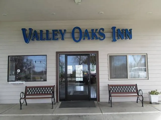 Valley Oaks Inn | Woodland Sacramento area