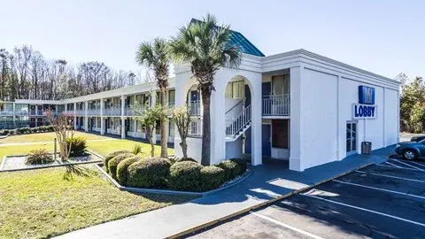 Motel 6 Townsend, GA