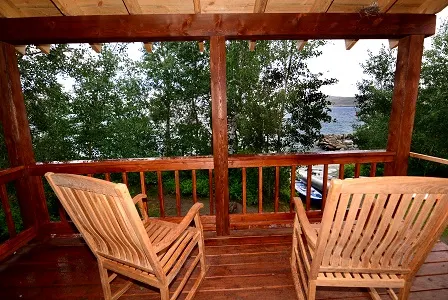 Lakeside Lodge