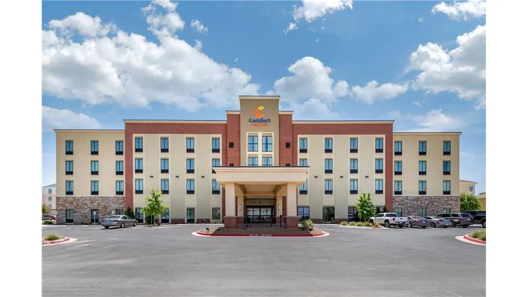 Comfort Suites Midland West