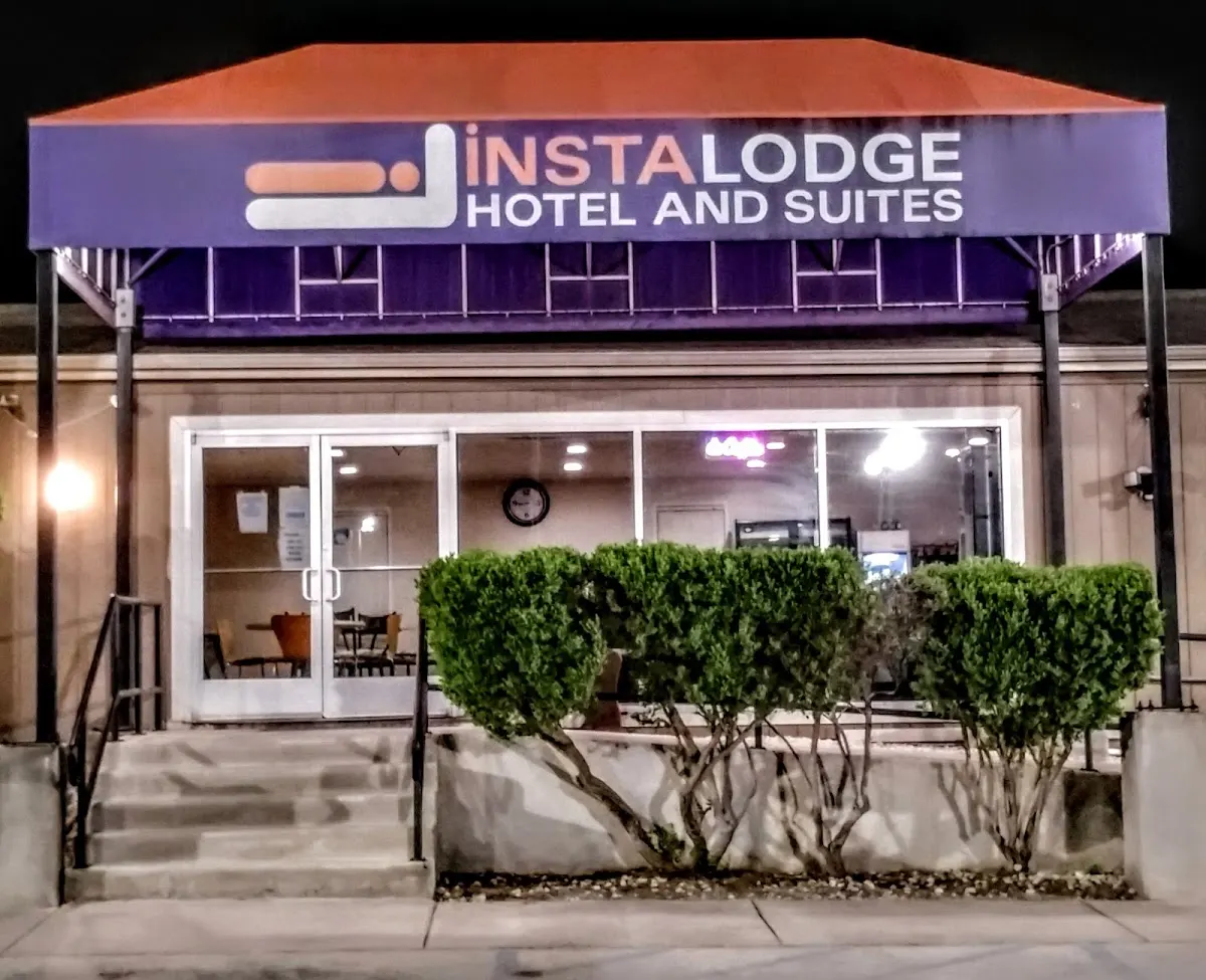 Instalodge Hotel and Suites Karnes City