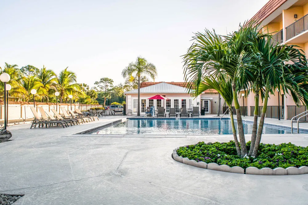 Baymont By Wyndham Bonita Springs Naples North