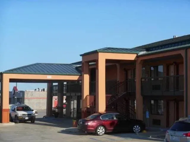 AmeriStay Inn