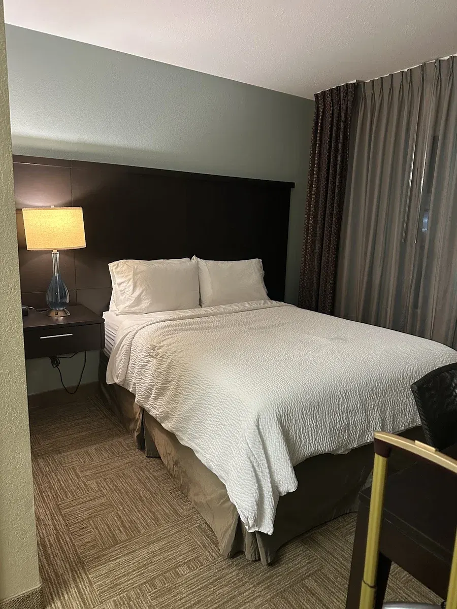Staybridge Suites Chicago - Lincolnshire, an IHG Hotel