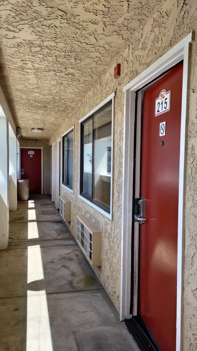 Americana Inn Motel