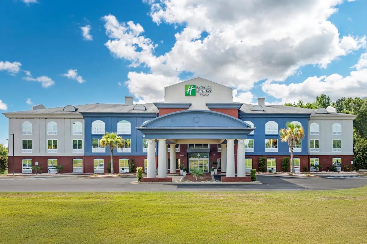 Holiday Inn Express & Suites Camden-I20 (Hwy 521) by IHG
