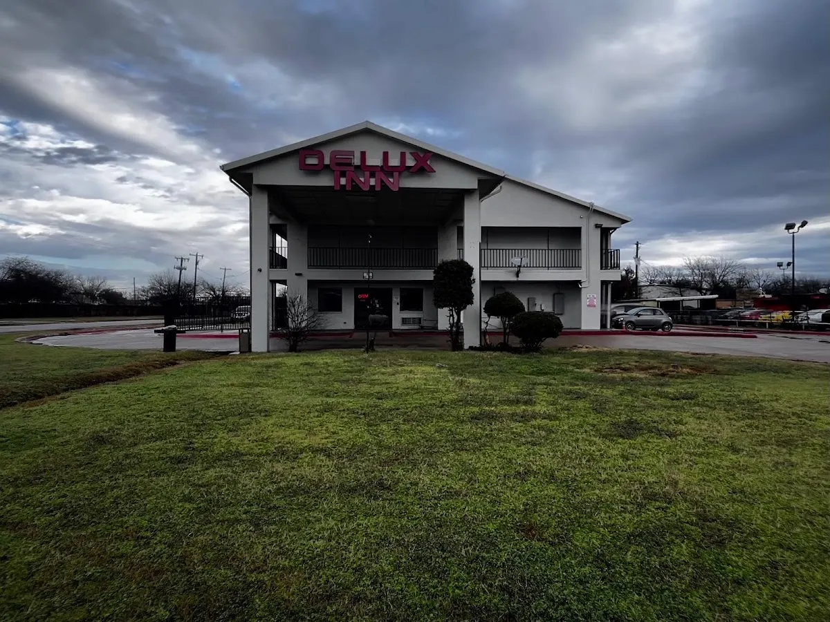 Deluxe Inn Motel By OYO Grand Prairie Interstate 30