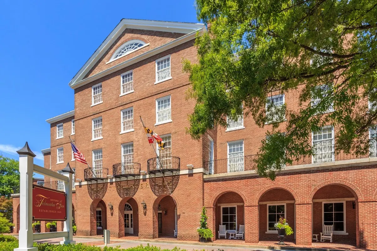 Tidewater Inn