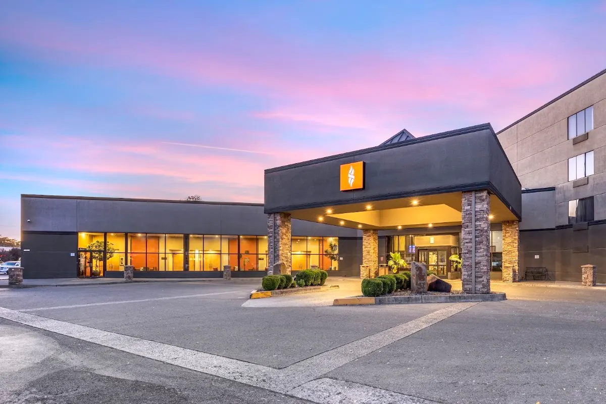 Hells Canyon Grand Hotel