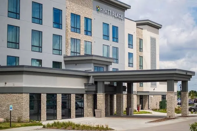 Hyatt Place Altoona / Des Moines
