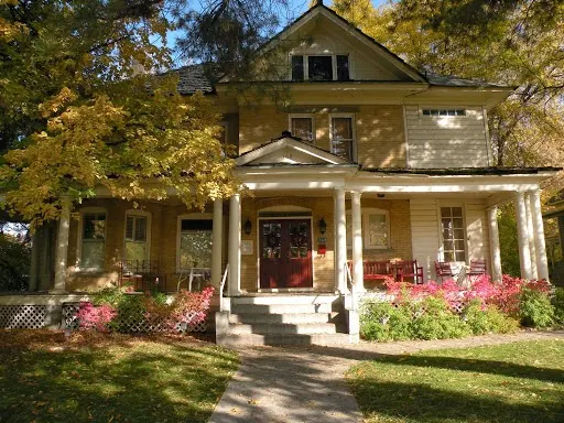 The Riter Mansion
