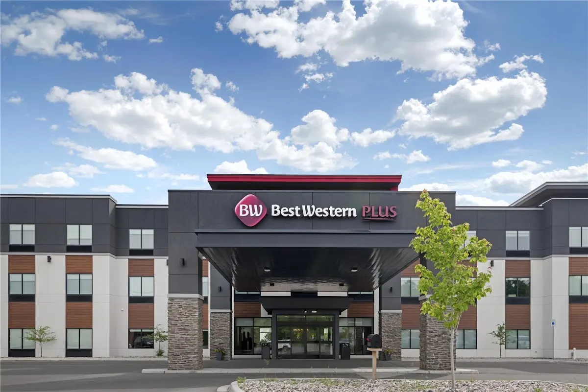 Best Western Plus Marquette Hotel & Suites