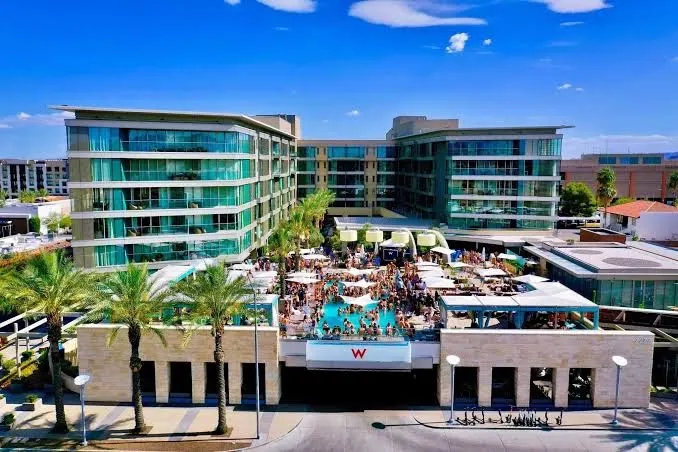 W Scottsdale