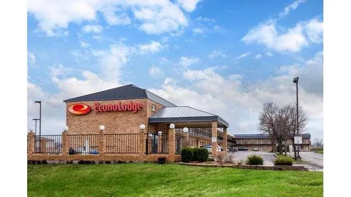 Econo Lodge Belton - Kansas City South