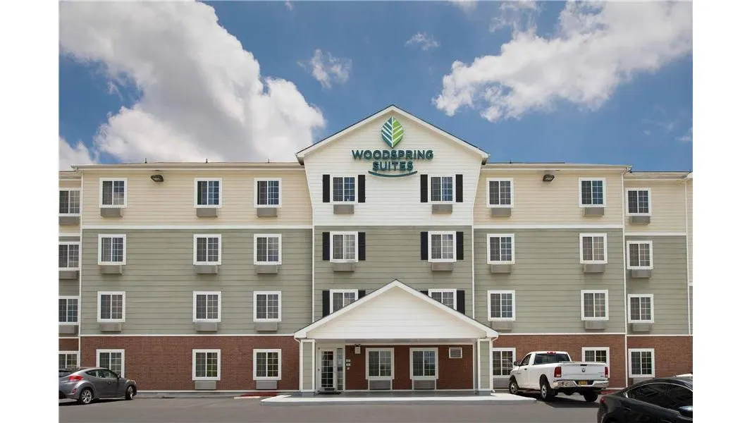 WoodSpring Suites San Antonio North Live Oak I-35
