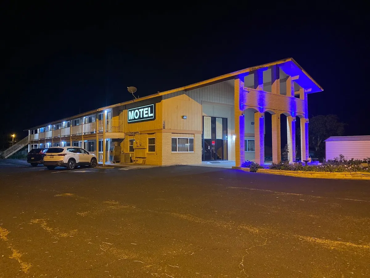 Antler's Inn Motel