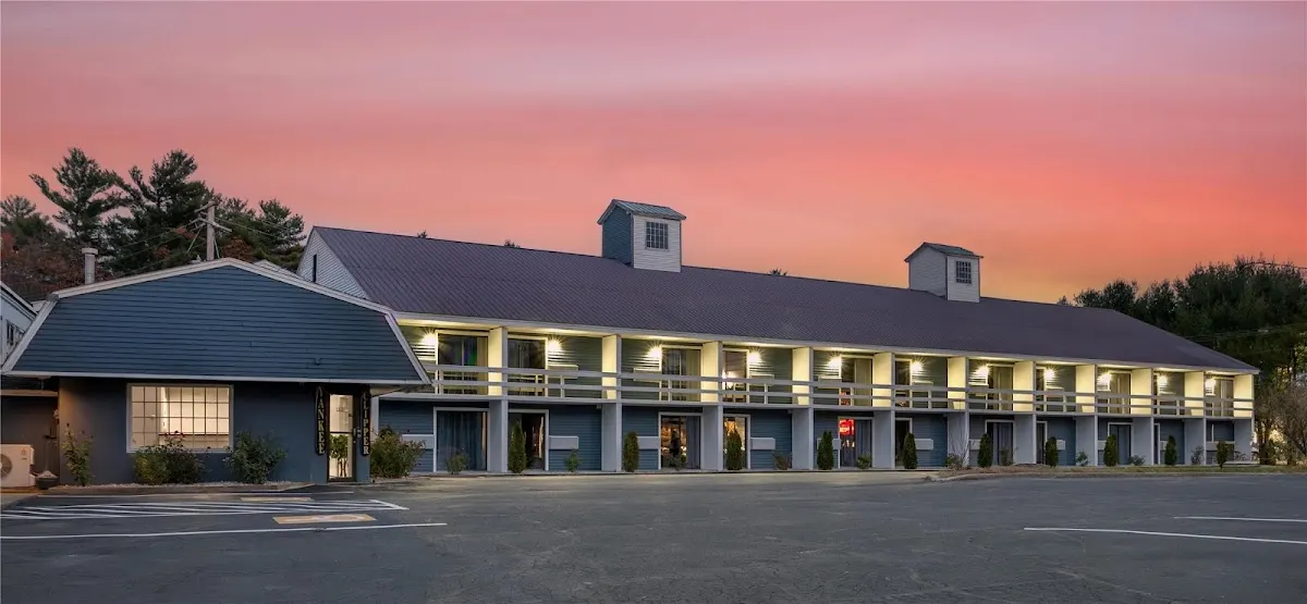 Yankee Clipper Inn, SureStay Collection by Best Western