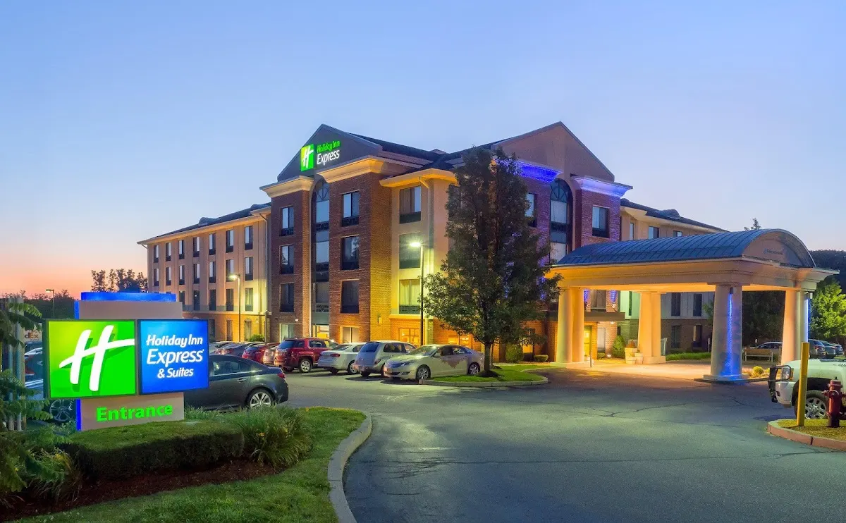 Holiday Inn Express & Suites Auburn by IHG