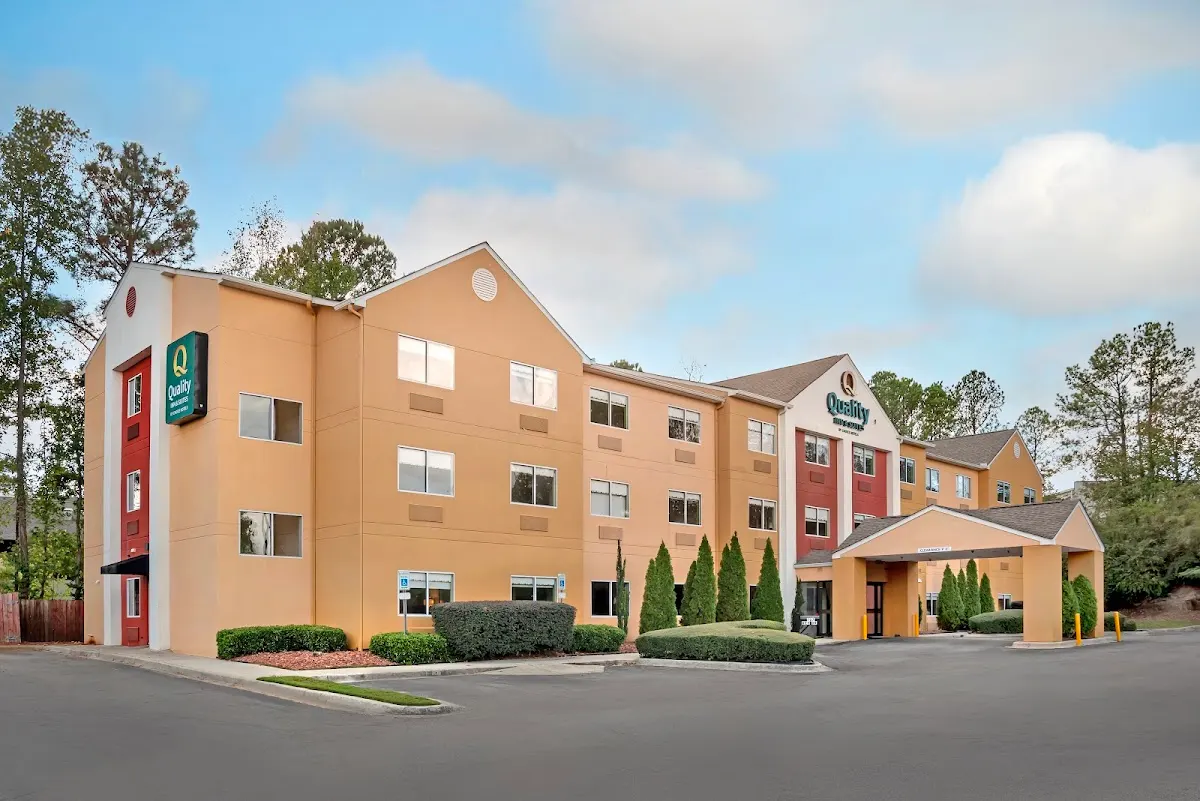 Quality Inn & Suites Birmingham - Highway 280