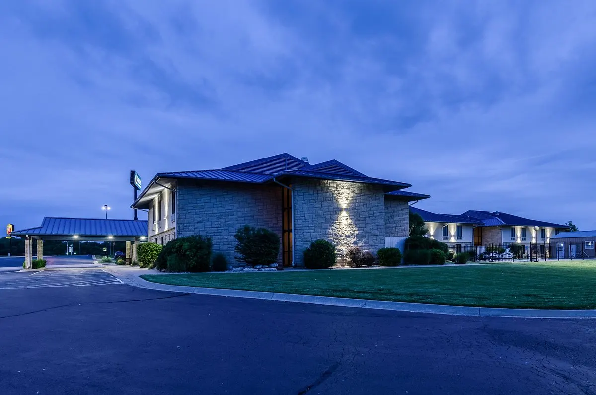 Quality Inn & Suites Winfield