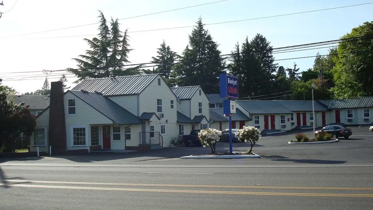 Budget Lodge by OYO Portland West