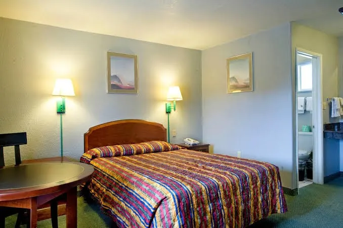 Americas Best Value Inn Seaside N