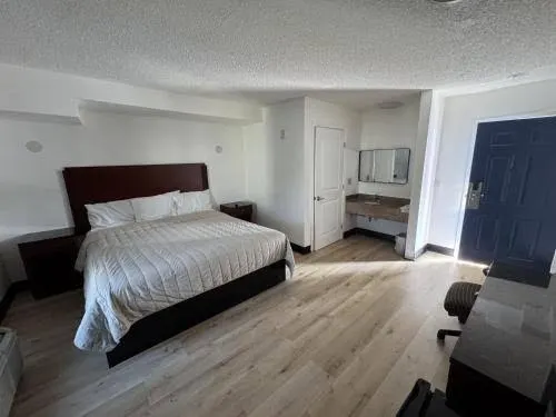 Stallion Inn Motel