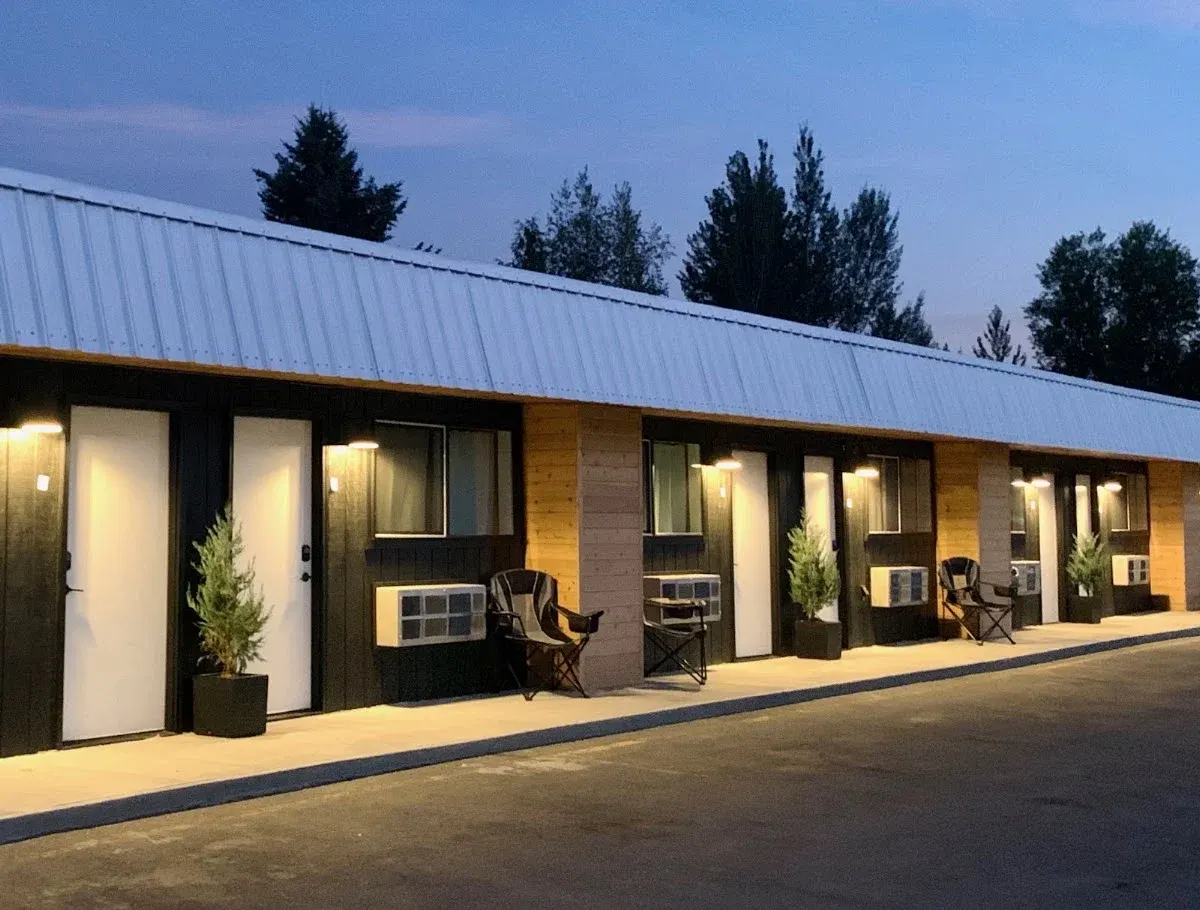 Outdoors Inn