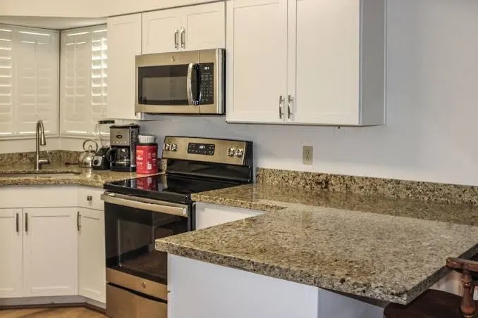 87 Mountain View-Private BR&Shared Bath