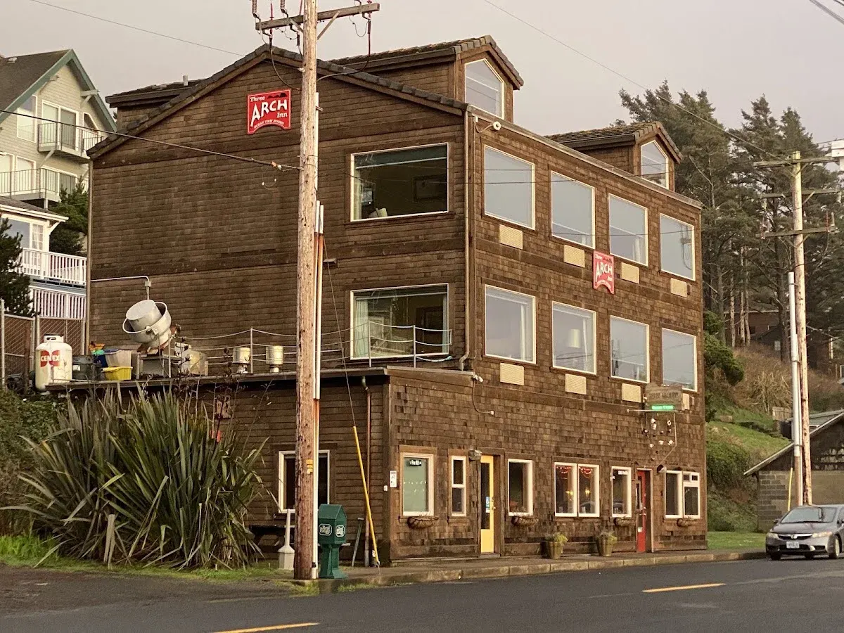 Three Arch Inn
