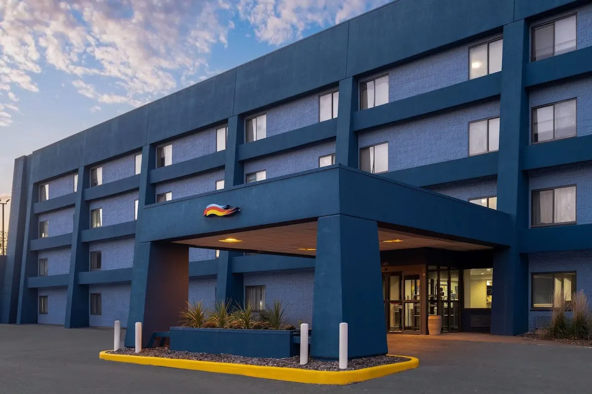 Days Inn by Wyndham Davenport