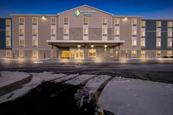 WoodSpring Suites Loves Park - Rockford