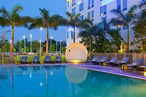 Aloft by Marriott Miami Doral
