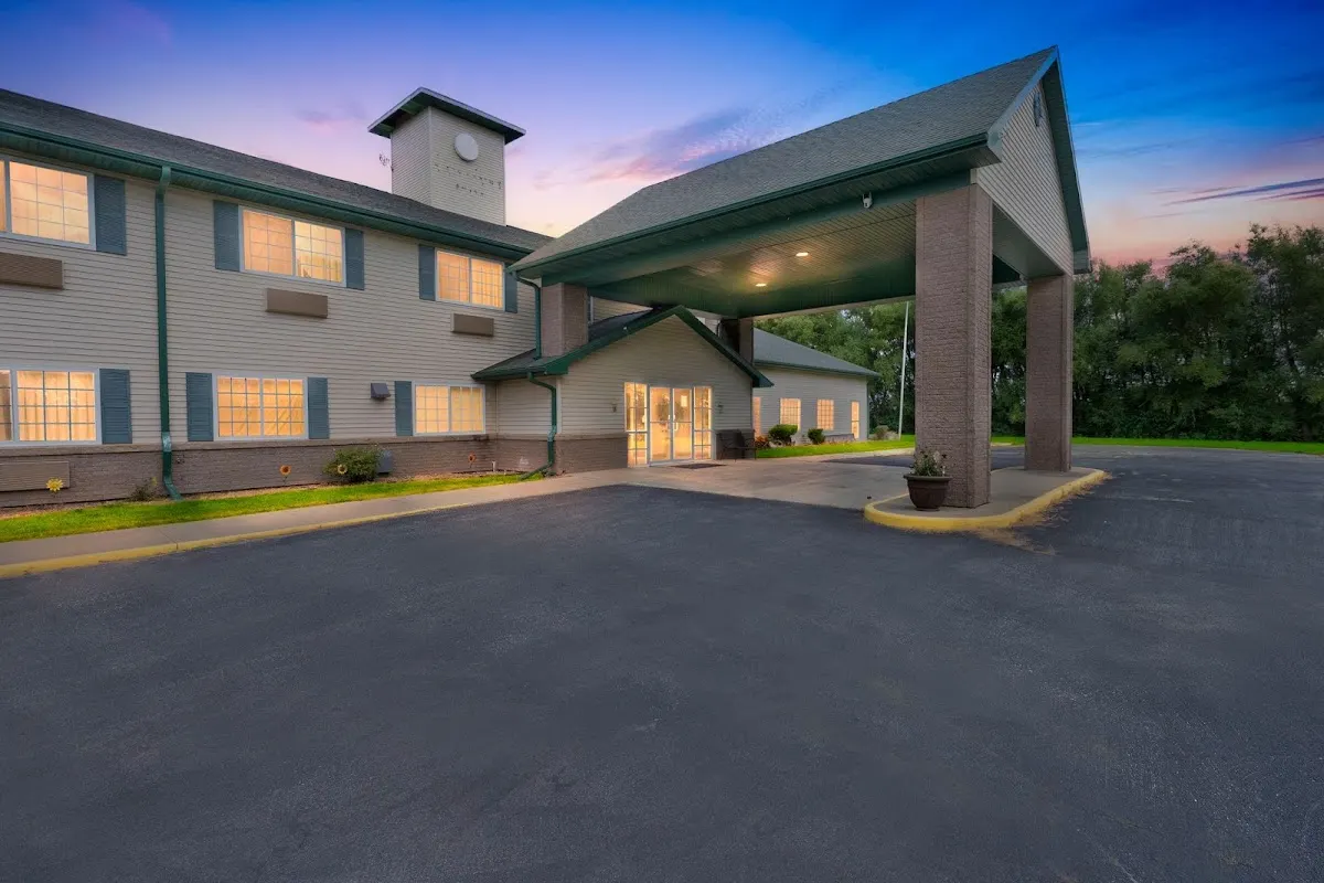 Colfax Inn by Marifah
