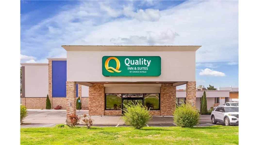 Quality Inn & Suites Chattanooga-East Ridge