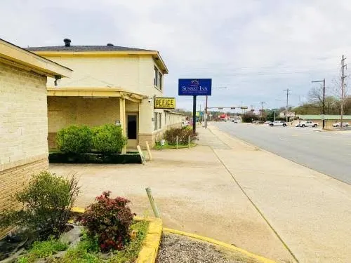 Sunset Inn
