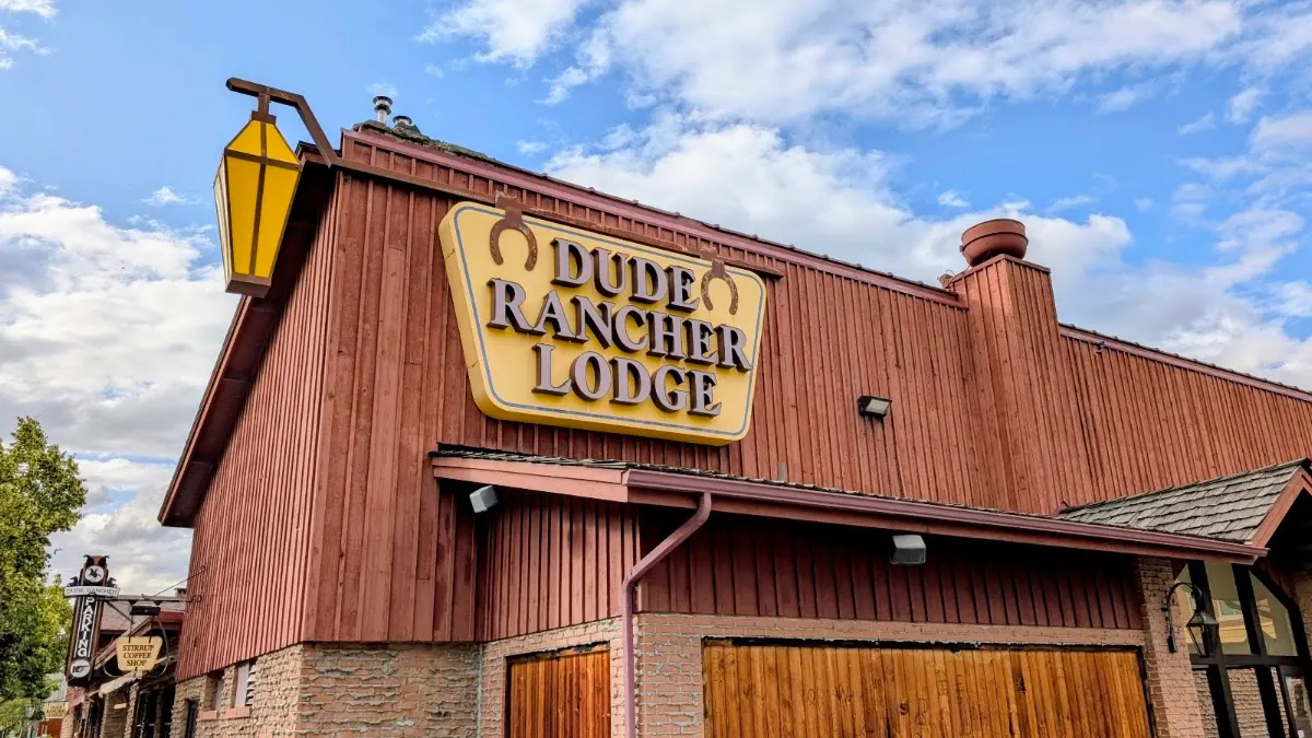 Dude Rancher Lodge