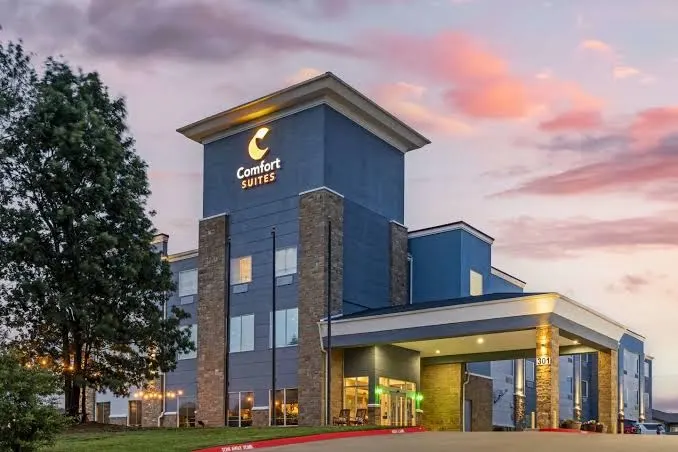 Comfort Suites Palestine