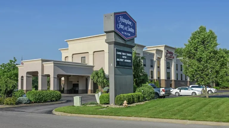 Hampton Inn & Suites Youngstown-Canfield