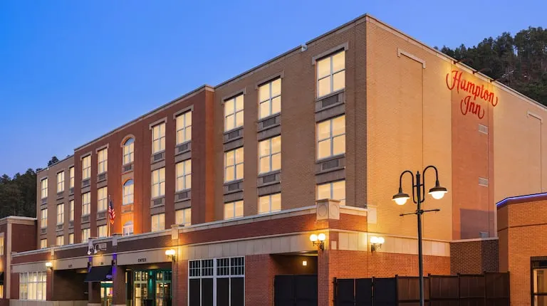 Hampton Inn Deadwood at Tin Lizzie Gaming Resort
