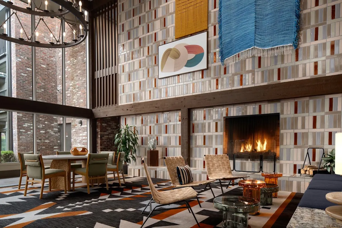 Valley River Inn