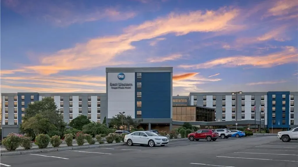 Best Western Royal Plaza Hotel & Trade Center